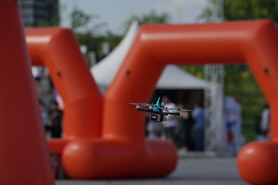 В Самарской области набирает обороты новый вид спорта - дрон-рейсинг