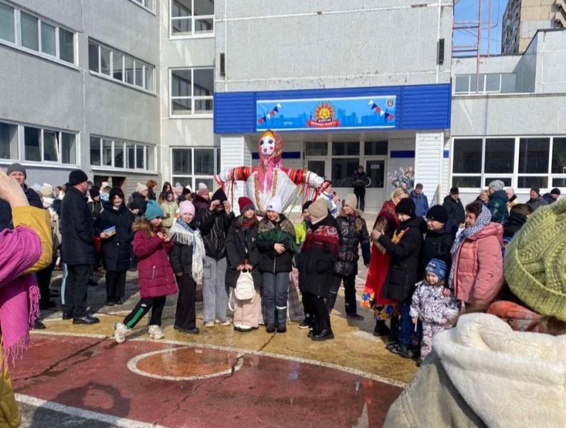 На избирательных участках в Самарской области можно одновременно сделать выбор будущего страны и отметить Масленицу