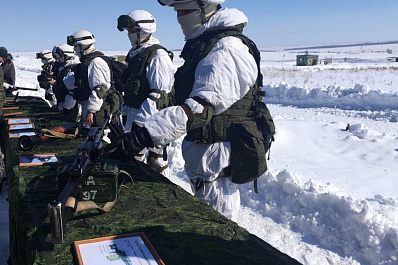 Дмитрий Азаров принял участие в сборах по весеннему призыву в Рощинском