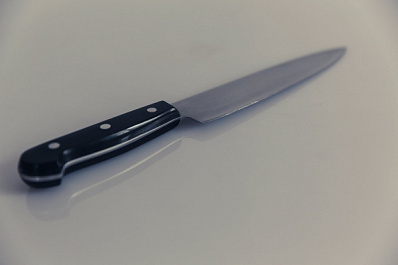В Тольятти мать двоих детей вонзила нож в голову своего супруга
