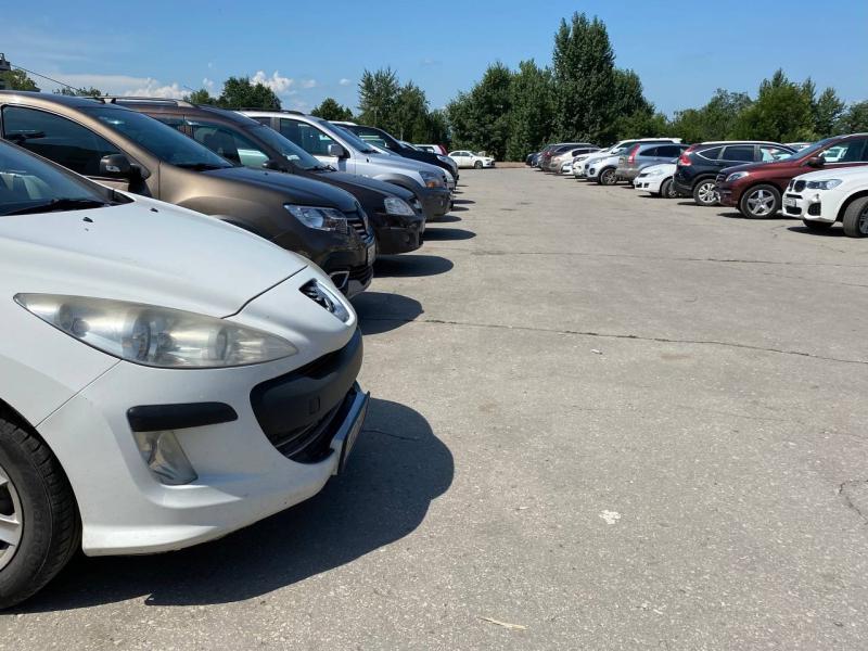 В Самаре планируют запустить пилотный проект платных парковок