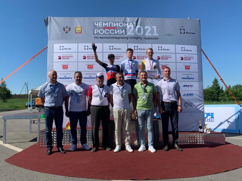 В гонке на время чемпионата России по велоспорту самарцы финишировали в пятерке