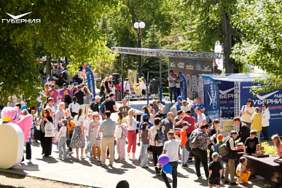 "Пресса" глазами юнкоров: начинающие журналисты - о фестивале в Струковском саду