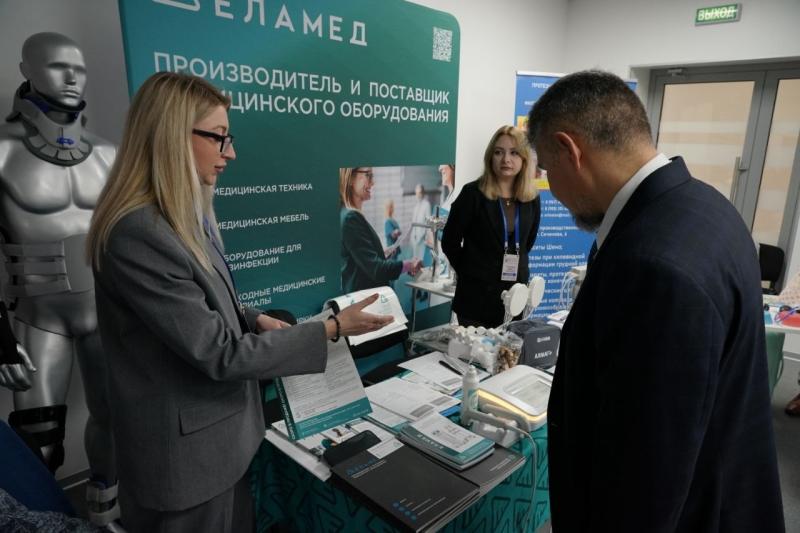 "Необходимо возрождать военно-медицинское образование в вузах": в Самаре состоялся X Пироговский форум травматологов-ортопедов