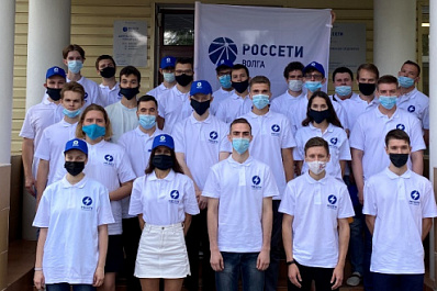 В компании "Россети Волга" стартовал трудовой сезон студотрядов
