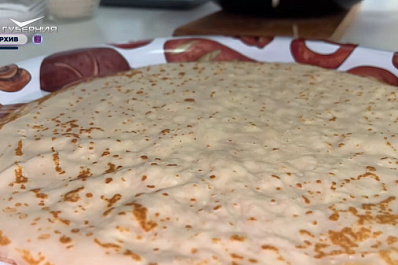 Жителям Самарской области рассказали, сколько хранятся готовые блины в холодильнике