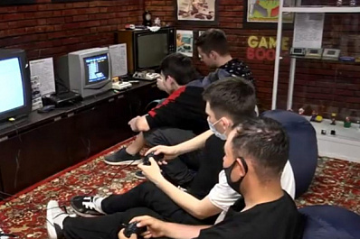 На стадионе "Солидарность Арена" прошли финальные матчи чемпионата по киберспорту 