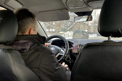 Юрист рассказал, кто не может работать в такси и на общественном транспорте