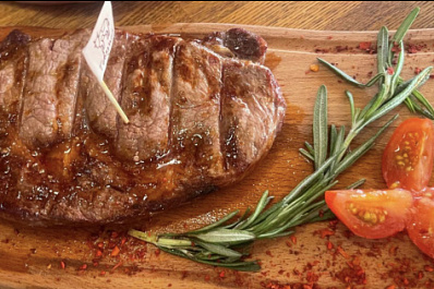 Гастроэнтеролог Ситникова предупредила о преждевременном старении от красного мяса