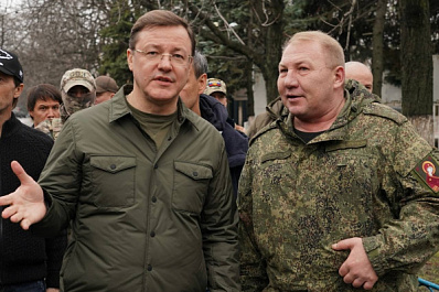 Дмитрий Азаров в ДНР встретился с командующим 2-й Гвардейской армией Андреем Колотовкиным