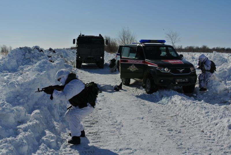 Военная полиция в Самарской области защитила гуманитарную колонну