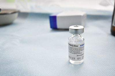 В ЦУРе ответили, почему сертификат о пройденной вакцинации может не отображаться на "Госуслугах"