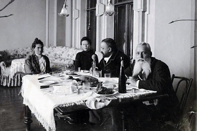 В Детской картинной галерее 4 декабря откроется выставка "Клодты и Щербачевы. Семейные портреты на фоне города"