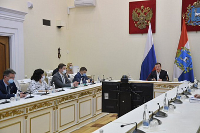 Главы муниципалитетов доложили губернатору о ходе уборки снега в Самарской области 