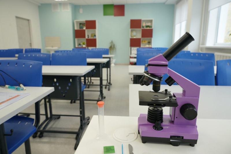 В Хворостянском районе завершили ремонт школы