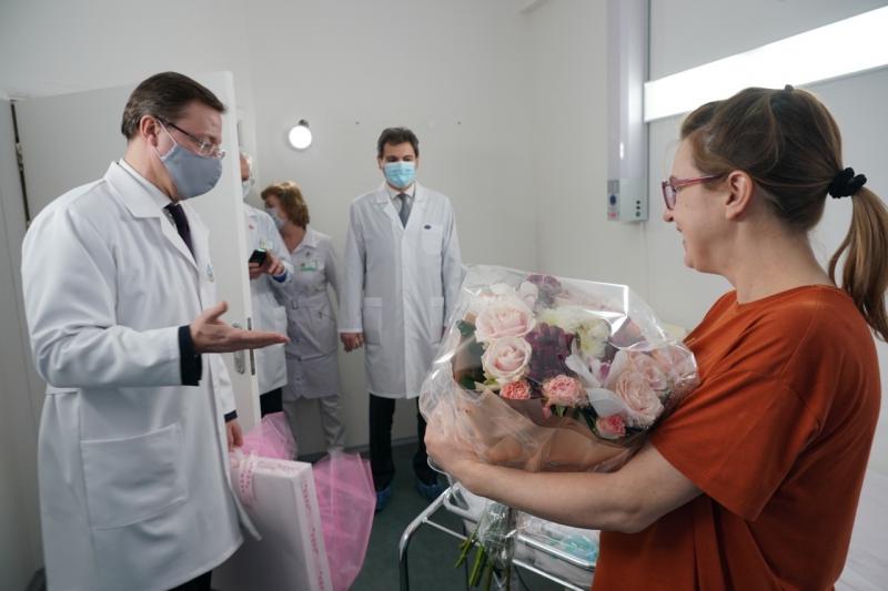 Дмитрий Азаров встретился с коллективом перинатального центра в Тольятти