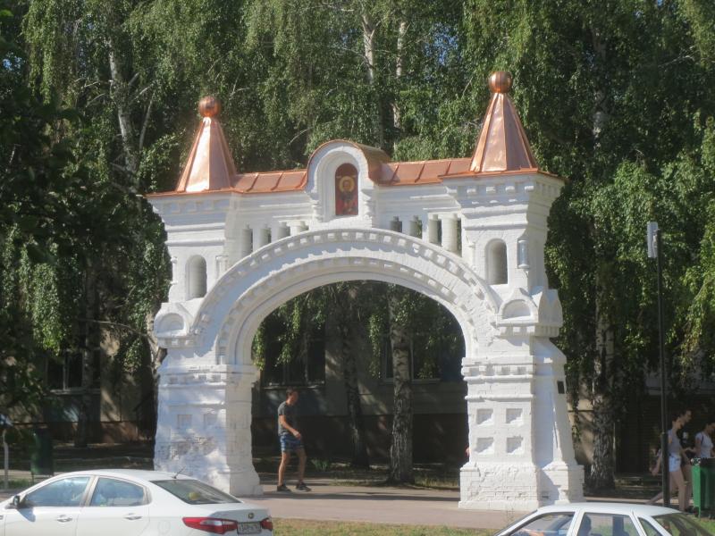 В Самаре взяли под охрану декор ворот Никольского монастыря