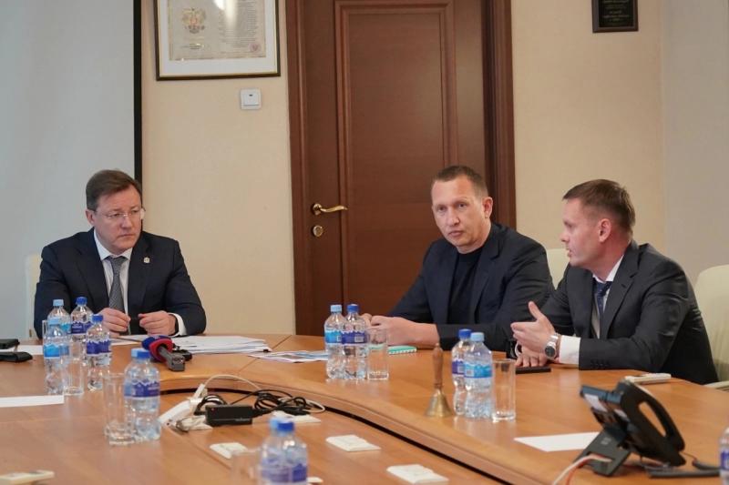 Дмитрий Азаров встретился с руководством и сотрудниками "Инкатеха"