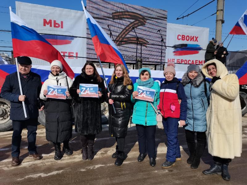 Глава Комсомольского района Тольятти: "Русские своих не бросают"
