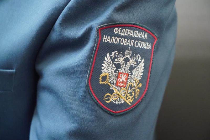 Вячеслав Федорищев вручил региональные награды сотрудникам УФНС по Самарской области