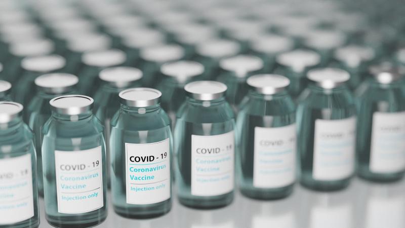 Самарцам рассказали, заразен ли человек после вакцинации от COVID-19