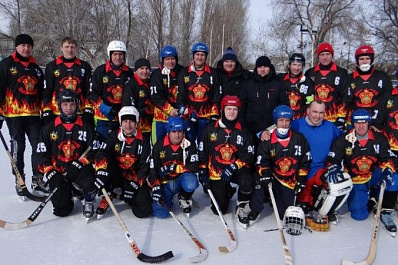 Сызранские огнеборцы стали чемпионами в хоккее с мячом