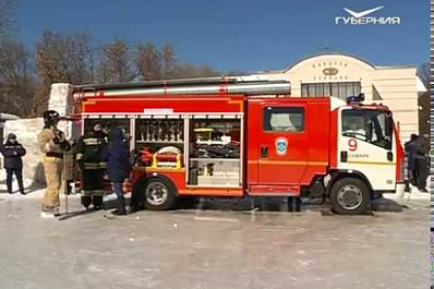 Самарские спасатели провели необычный флешмоб