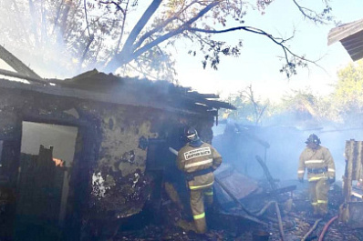 В Октябрьске загорелся частный дом на 100 "квадратах"