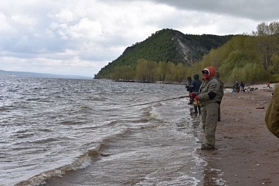 Фестиваль "Жигулевский окунь" собрал более 60 рыбаков