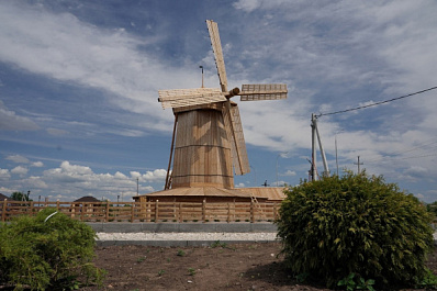 Под Самарой отреставрирована уникальная деревянная мельница 19 века