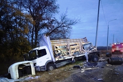 В Самарской области на трассе М5 столкнулись два большегруза