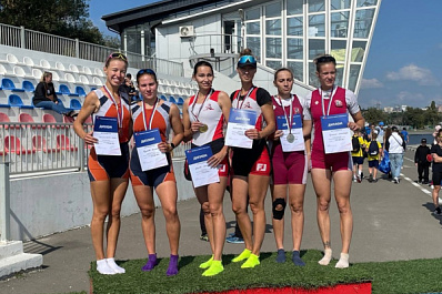 Самарские спортсменки выиграли золото чемпионата России по академической гребле