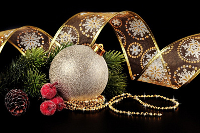 Праздничный стол: в этом году оливье обойдётся россиянам дешевле 