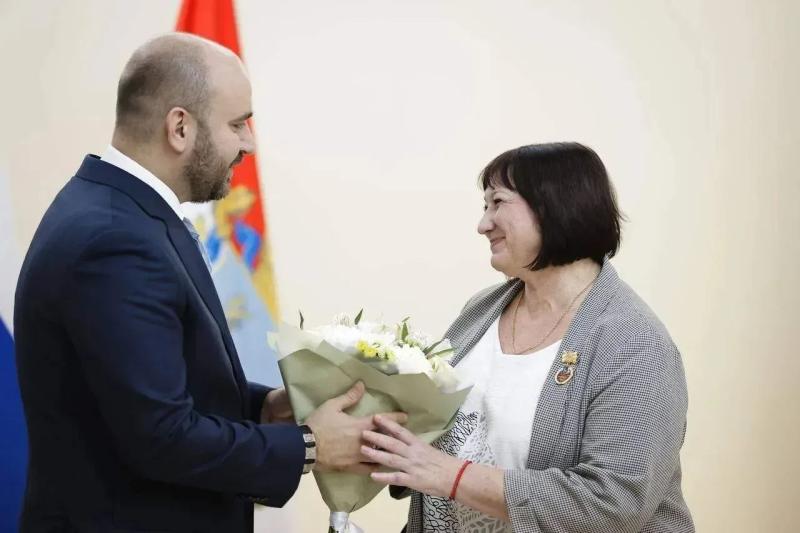 Губернатор Вячеслав Федорищев вручил государственные награды жителям Самарской области