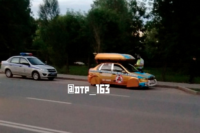 В Самаре автомобиль "охотника на ведьм" остановили другие "охотники"