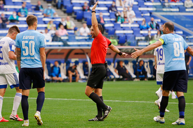 РФС: судьи матча "Крылья Советов" – "Оренбург" допустили две результативные ошибки