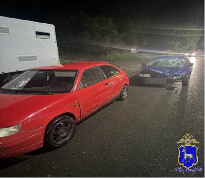 В Самарской области мужчина на электросамокате протаранил две встречные машины 