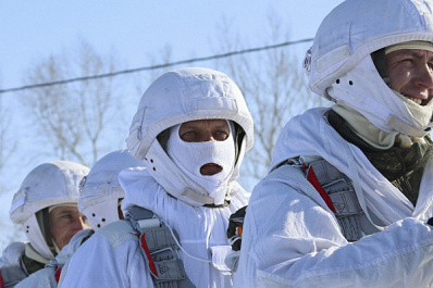 Спецназ из Самарской области забрался на высоту 3 км