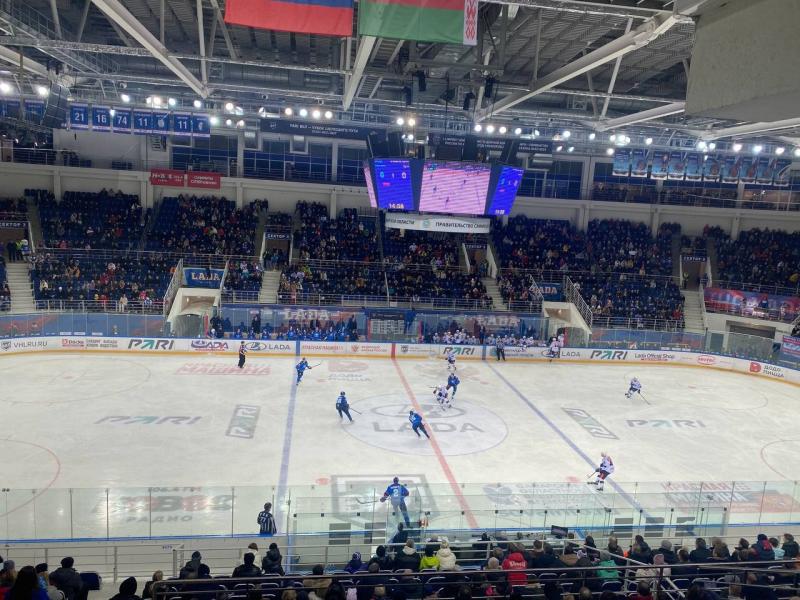 Хоккейная "Лада" остановила победную серию "Южного Урала" - 3:1