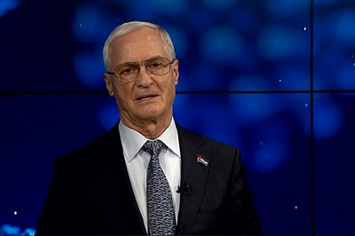 Николай Ренц: только прививка обеспечивает наиболее широкий иммунный ответ на мутации COVID-19