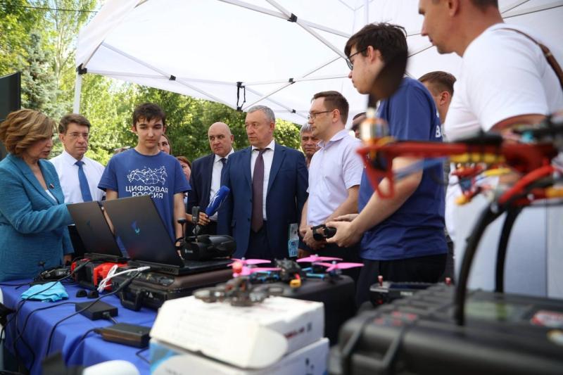 В Самаре состоялся первый фестиваль партийных инициатив "Единой России"