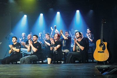 "Серебряный гранат": театр "Грань" отметил 55-летие награждением сотрудников и партнеров