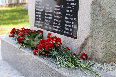 Наука побеждать: в самарском вузе открыли памятник участникам Великой Отечественной войны