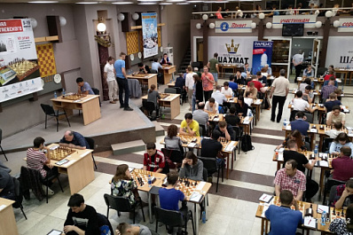 Шахматисты из десятка городов сыграют в Самаре на "Мемориале Льва Полугаевского"