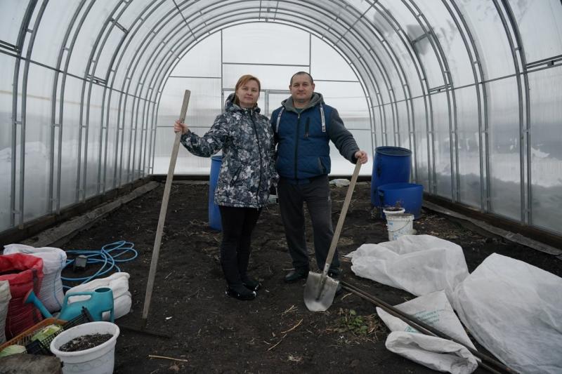 Соцконтракт помог многодетной семье из Елховского района открыть полезное производство