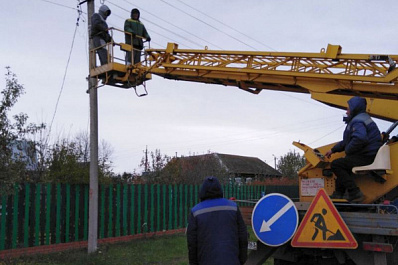 На сельских улицах Богатовского района установили фонари 