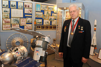 "Настоящие герои - такие же простые люди": Геннадий Аншаков - о встречах с первыми космонавтами и работе с Сергеем Королевым
