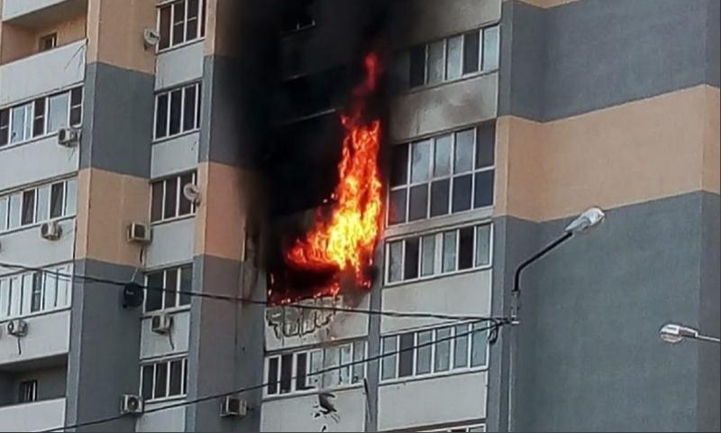 В Самаре 8 августа 2021 года в Волгаре сгорела квартира на Осетинской, 2