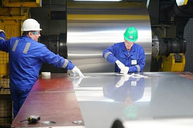 Глава Самарской области Вячеслав Федорищев обратился по случаю Дня металлургов