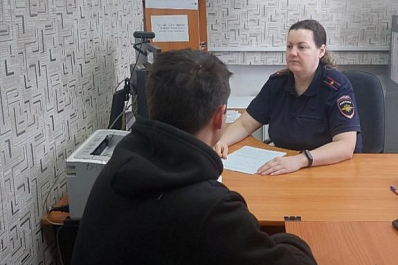 В Самарской области мужчина попытался задушить подругу возлюбленной